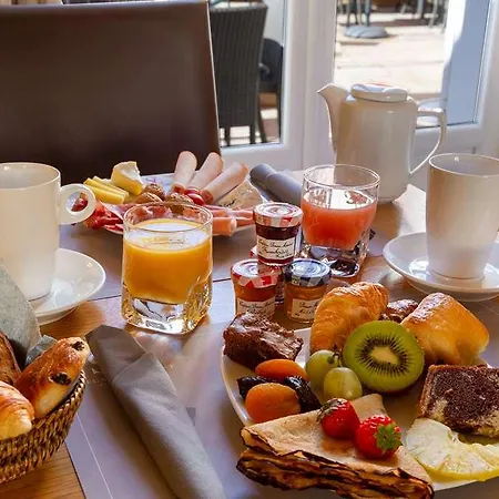 Saint-laurent, The Originals Relais Hotel Montfort-l'Amaury