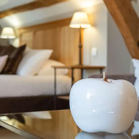 Saint-laurent, The Originals Relais Hotel