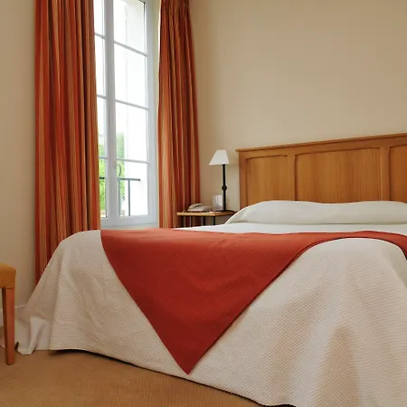 Saint-laurent, The Originals Relais Montfort-l'Amaury