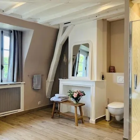 Saint-laurent, The Originals Relais Montfort-l'Amaury