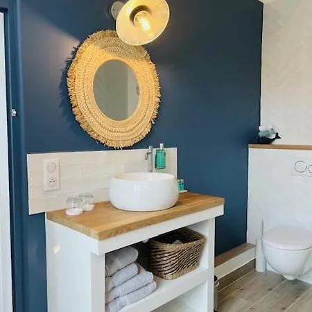 Saint-laurent, The Originals Relais Hotel