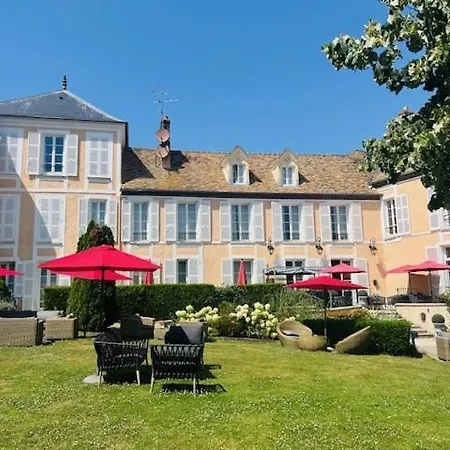 Saint-laurent, The Originals Relais 3*