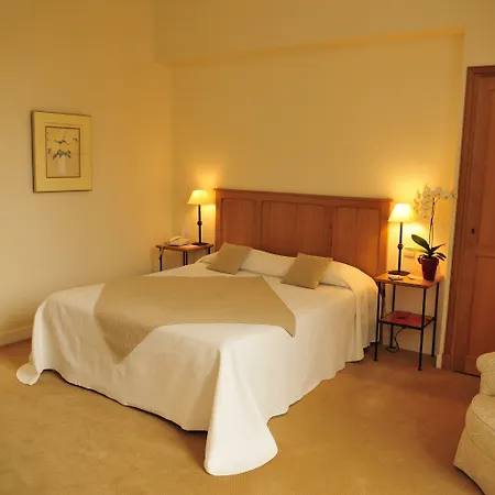 Hotel Saint-laurent, The Originals Relais 3*